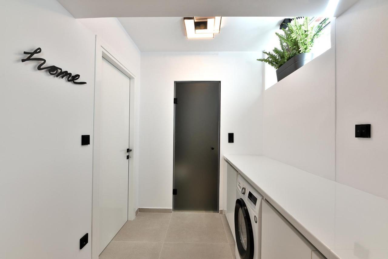 Phaedrus Living City Center Luxury Flat Skoufa Athen Eksteriør bilde