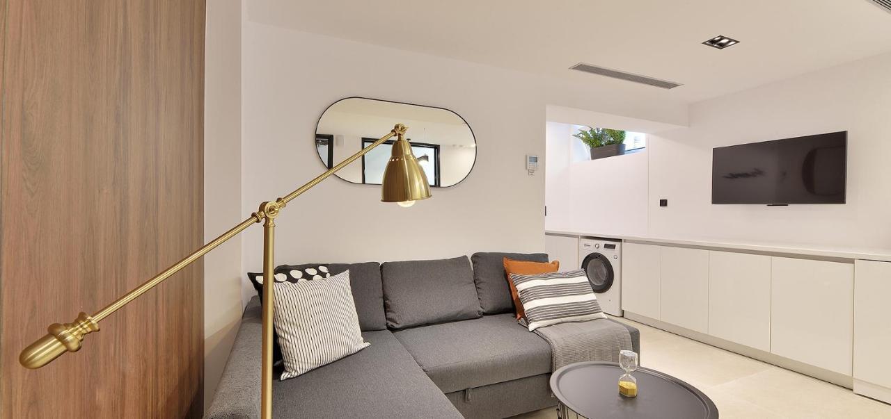 Phaedrus Living City Center Luxury Flat Skoufa Athen Eksteriør bilde